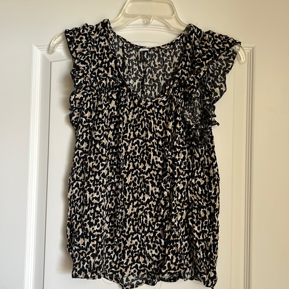 Old Navy leopard print knit tank top.